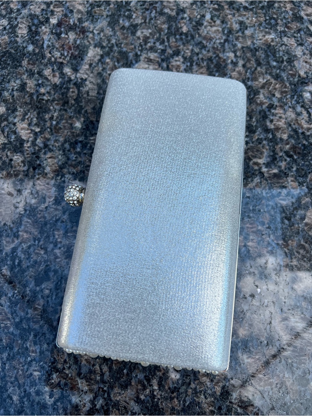 Pearl Beaded "LOVE" Clutch Wristlet - White - Picture 8 of 11